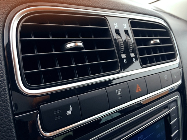 Why Is My A/C Blowing Warm Air? Tips from the Experts | ME Automotive